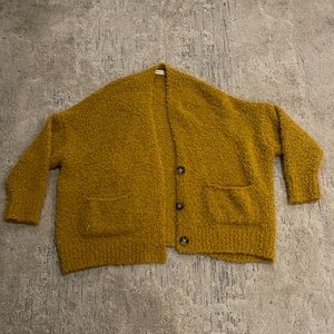 Yellow sweater from paris